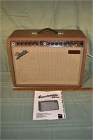 Fender Acoustic Junior amplifier s# M707166, all o