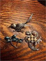 Lot of 3 costume jewelry brooches