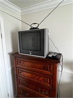 Television converter box and antenna