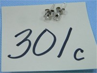 14kt, .5gr., White Gold Diamond Earrings, Good