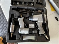 CENTRAL PNEUMATIC AIR TOOL KIT WITH MULTIPLE TOOLS