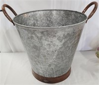 Large 2 Tone Galvanized Bucket With Handles