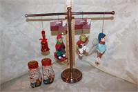 LOT OF SANTA CANDLE HOLDERS AND ORNAMENTS