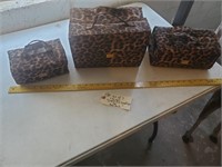 JM New York leopard print travel bags ( 3 )