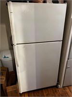 Working refrigerator needs cleaning