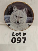 Lone wolf collector plate