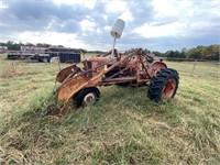 Allis Chalmers Tricycle Wheel Tractor w/Front End