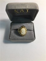 VINTAGE "SETA" CARVED SHELL CAMEO RING ~ SIZE 9