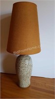 POTTERY TABLE LAMP