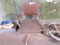 metal frame with cushion rolling office chair