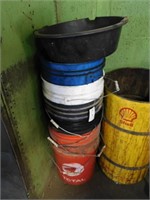6-plastic 5-gallon buckets
