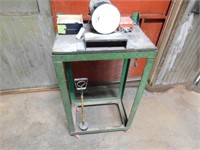 Disc pad grinder on stand