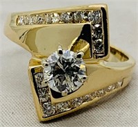 14KT YELLOW GOLD 1.38CTS DIAMOND RING FEATURES