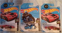 Hot Wheels HW RACE DAY Lot of 3)Includes: 2- HOT