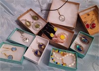 9 Beautiful Jewelry Wholesale Bundle includes Neck