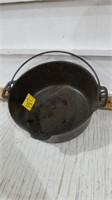 5QT CAST IRON PAN