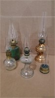 ASSORTMENT SMALL OIL LAMPS