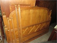 SOLID OAK KING SIZE BED / CANOPY BED WITH RAILS