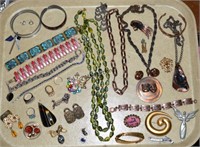 Excellent Costume Jewelery Lot Some Signed