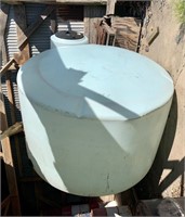 1500 gal Poly Water Tank