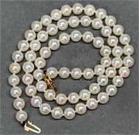 14kt Gold Clasp Beautiful 18" Pearl Necklace