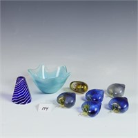 Vintage handblown art glass hearts, bowl, and oil
