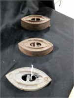 3 Vintage Closhes Flat Irons