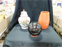 Home Décor, 2 Ginger Jars, Vase and glass ball