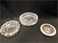 3 Crystal Type Ash Trays