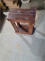 WOODEN END TABLE