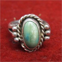 Sterling silver & turquoise ring.