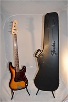 Fender Precision Bass #MZ2086204, Mexican made 4 s