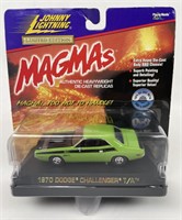Johnny Lightning Magma 1970 Dodge Challenger T/A
