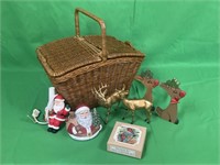Picnic basket with Christmas Lot