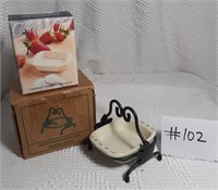Miniature 8" x 8" Baking Dish with Stand and box