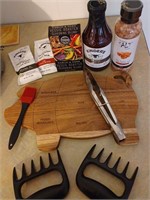 BBQ GRILLING Gift Set w/ Meat Claws - NEW SEALED +