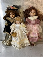 Lot of 3 porcelain dolls