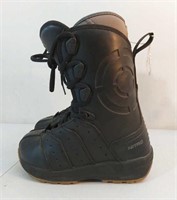 SZ 5.5 SENTINEL SNOWBOARDING BOOTS