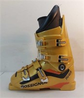 SZ 8 ROSSIGNOL SKI BOOTS