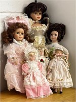 6 vintage porcelain dolls
