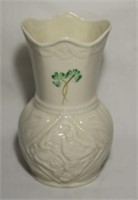 vintage Irish Belleek vase 5.5" S