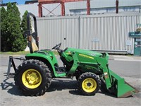 2016 John Deere 3032E-D160 Tractor