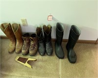 Mens Boots Size 10  & 9.5