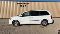 2014 Chrysler Town and Country Touring MiniVan,