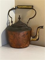Copper & brass kettle (broken handle)