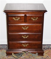 Thomasville Collectors Cherry 4 drawer nightstand