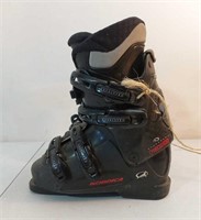 SZ 24 NORDICA SKI BOOTS