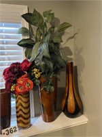 5 vases - 1 metal