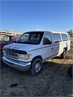 1997 Ford Club Van Triton V10 190k mi-Runs & Drive