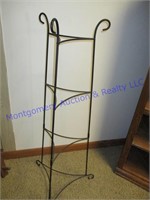 PLANT STAND